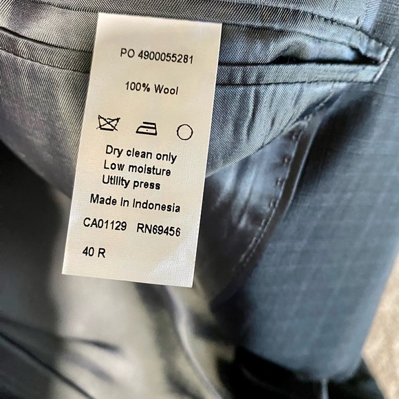 Men’s Calvin Klein Suit - 40R Jacket, 34 Pant - Extreme Slim Fit - Picture 7 of 9